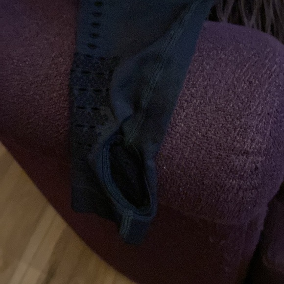 Gym shark stretch work out top - Picture 4 of 7